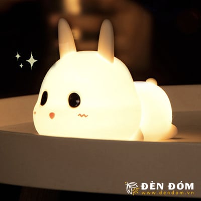 Đèn LED cảm ứng để bàn hình thỏ con mặt ngơ